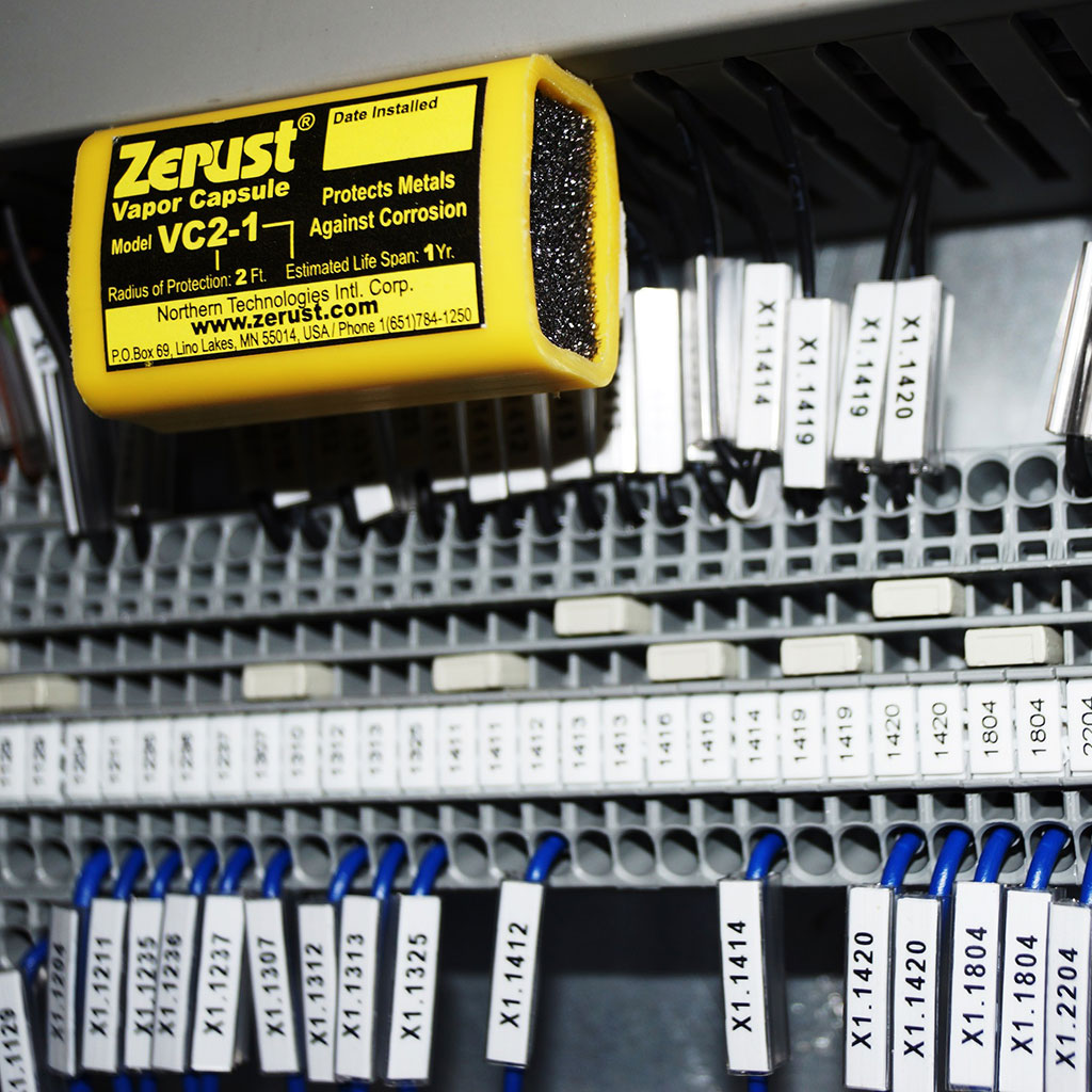 Solusi Anti Karat Panel Listrik